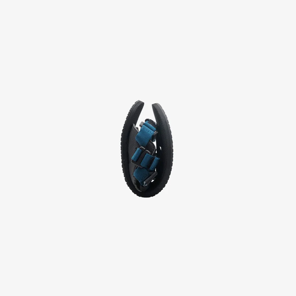 PYOPPFLEDGE Jejak Lite Barefoot Flip Flops (Blue On Black)