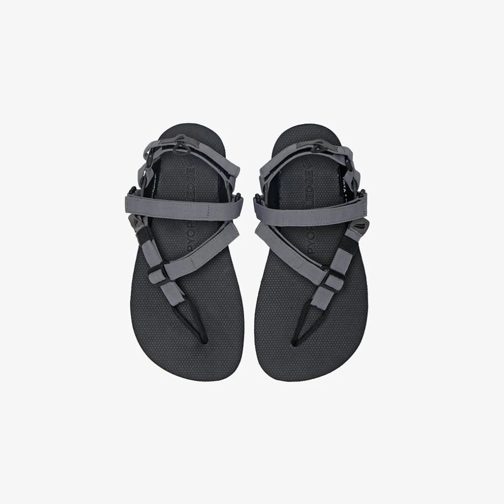 PYOPPFLEDGE　Jejak Lite Barefoot Flip Flops  (Glay On Black)