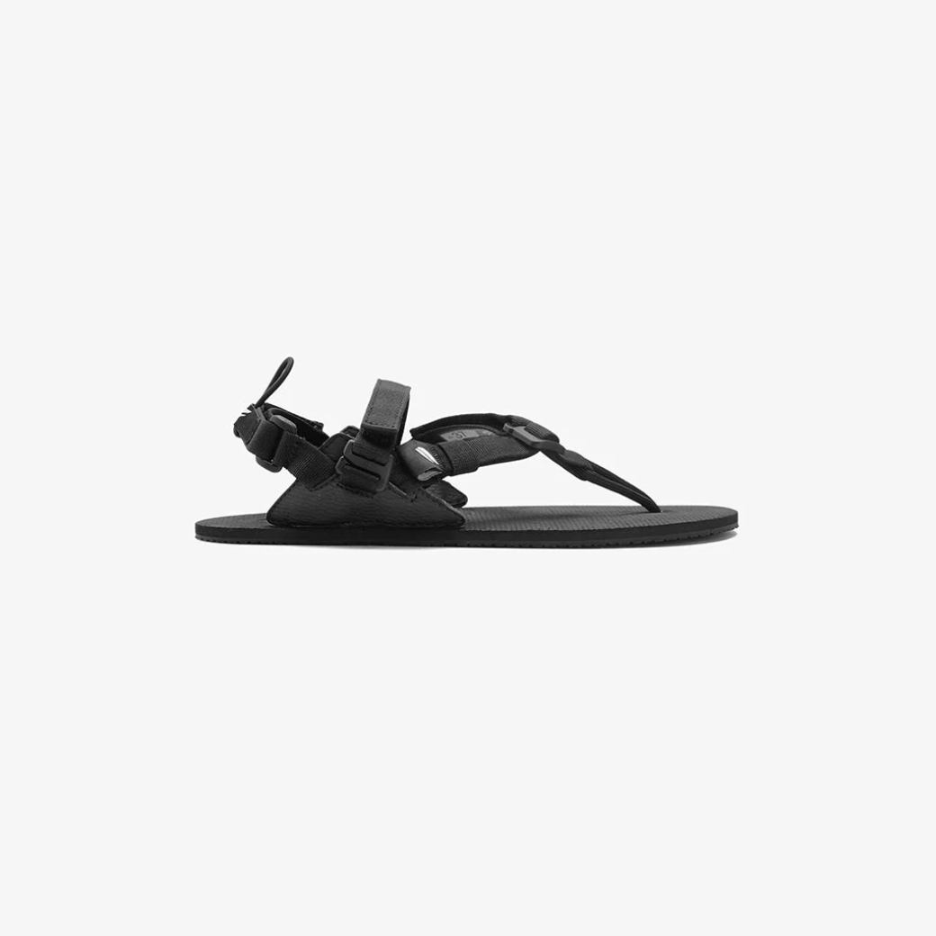 PYOPPFLEDGE　Jejak Lite Barefoot Flip Flops  (Black On Black)