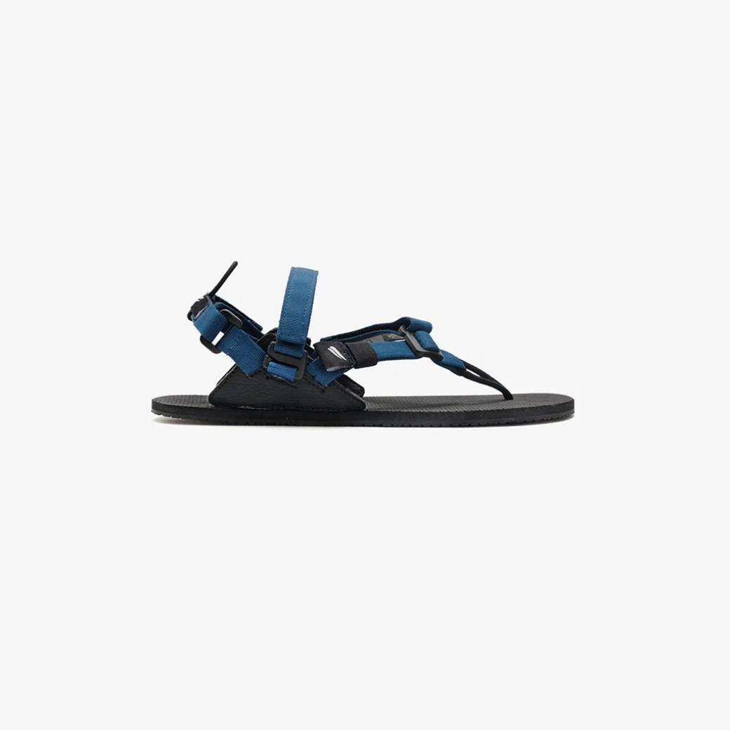 PYOPPFLEDGE　Jejak Lite Barefoot Flip Flops  (Blue On Black)